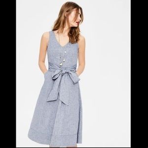 Elegant Blue Sleeveless Dress